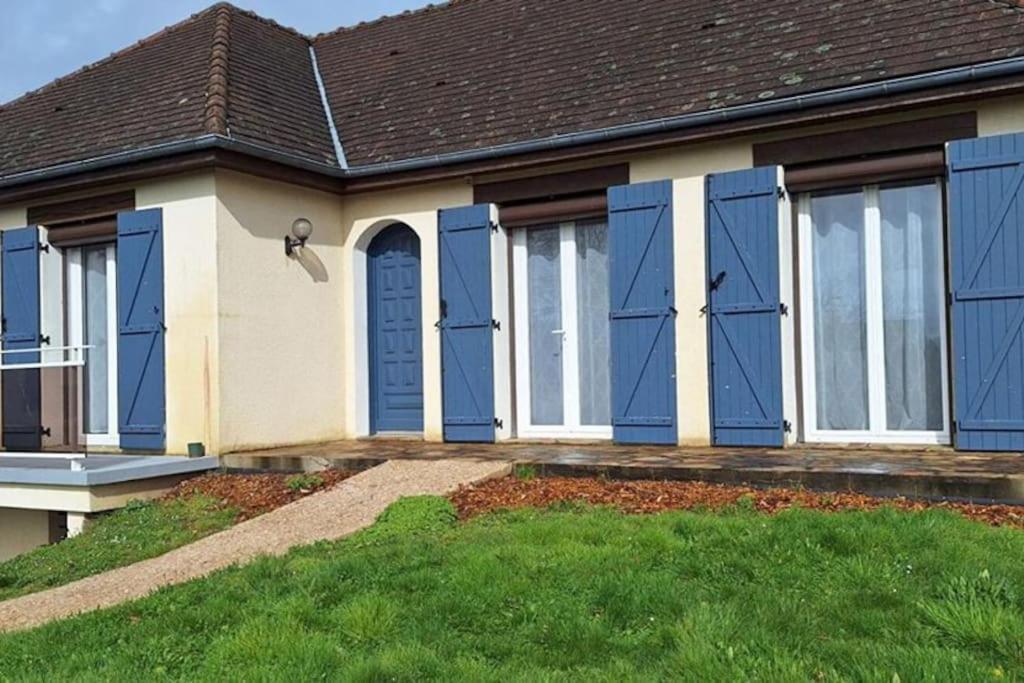 Charmante Maison De Ville Climatisee Avec Wifi Saint-Yrieix-la-Perche Dış mekan fotoğraf